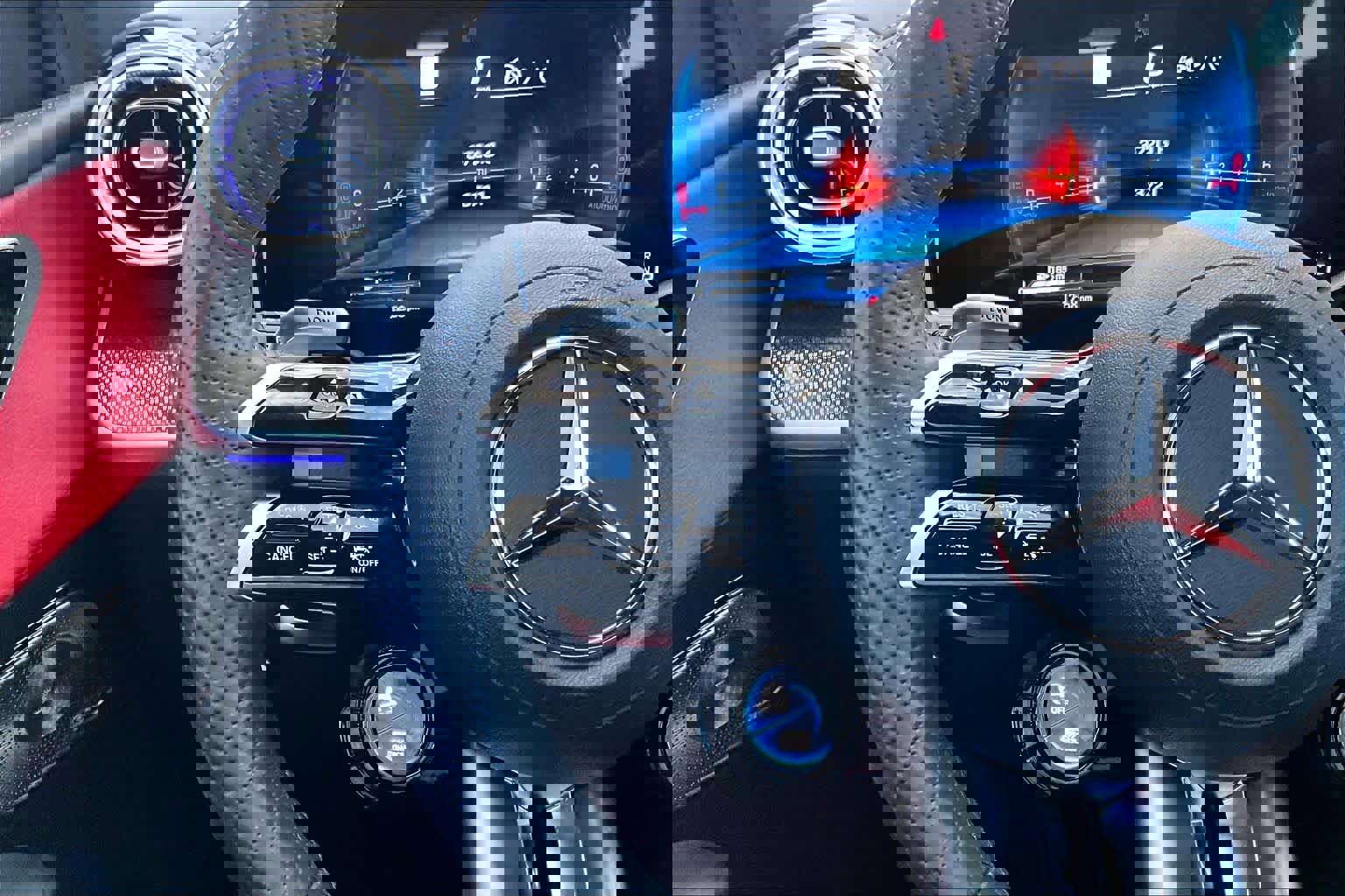 Certified 2024 Mercedes-Benz GLC 43 AMG 4MATIC image 23