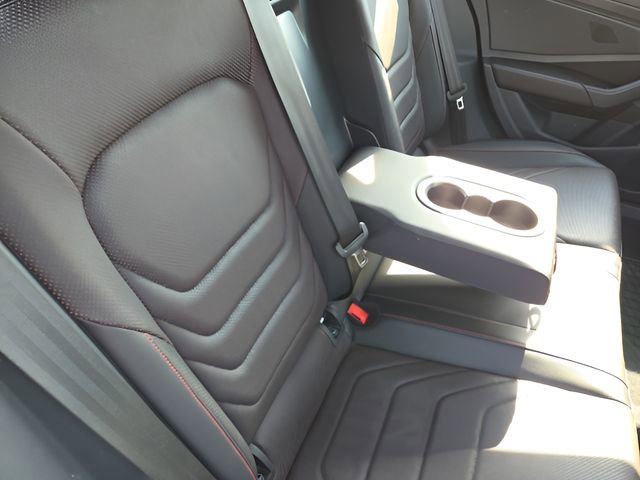 Used 2023 Volkswagen Jetta GLI Autobahn image 32