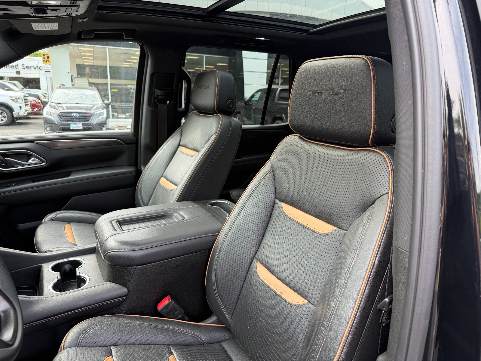 Used 2023 GMC Yukon AT4 image 14