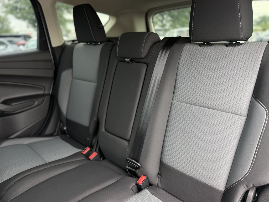 Used 2017 Ford Escape SE FWD image 19