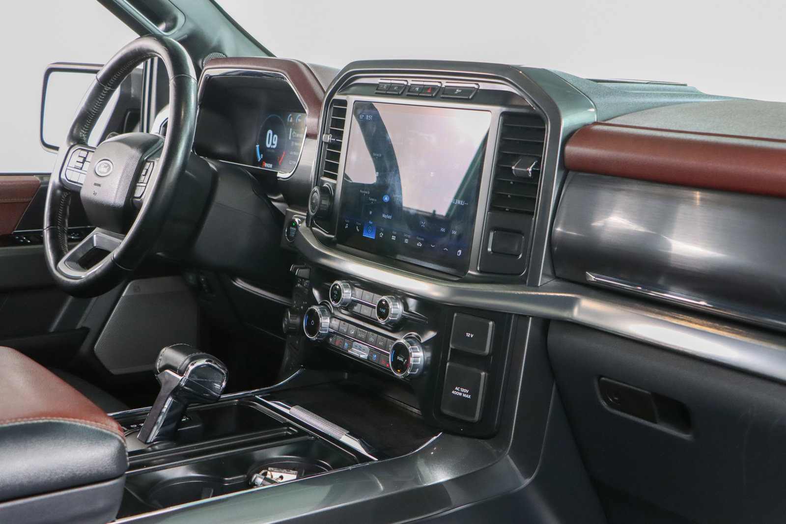 Used 2023 Ford F150 Lariat w/ Equipment Group 502A High image 29