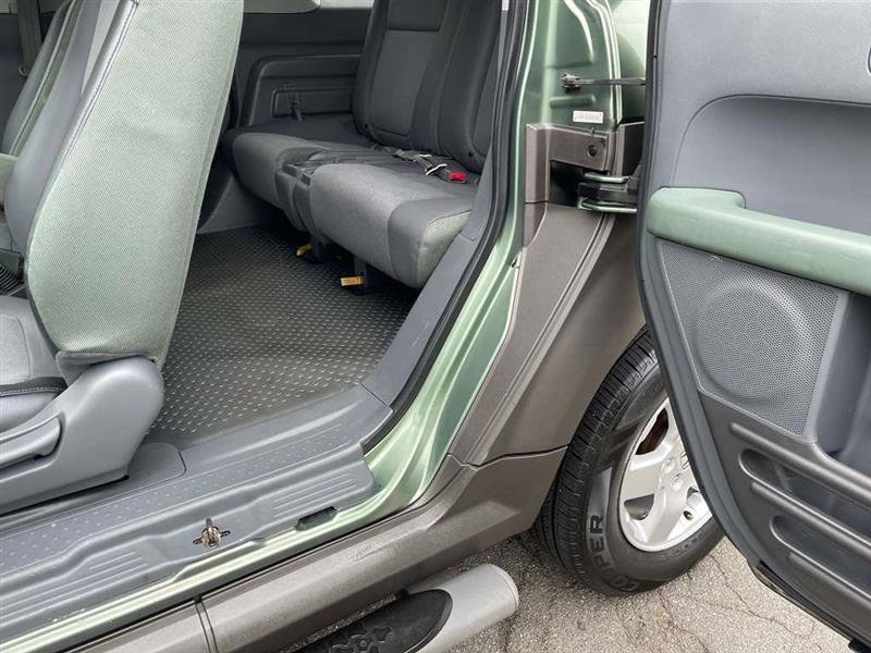 Used 2005 Honda Element EX image 60