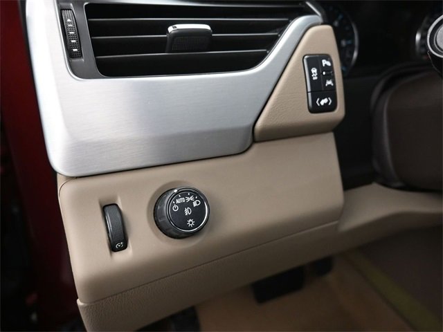 Used 2017 GMC Yukon XL SLT w/ Open Road Package image 18