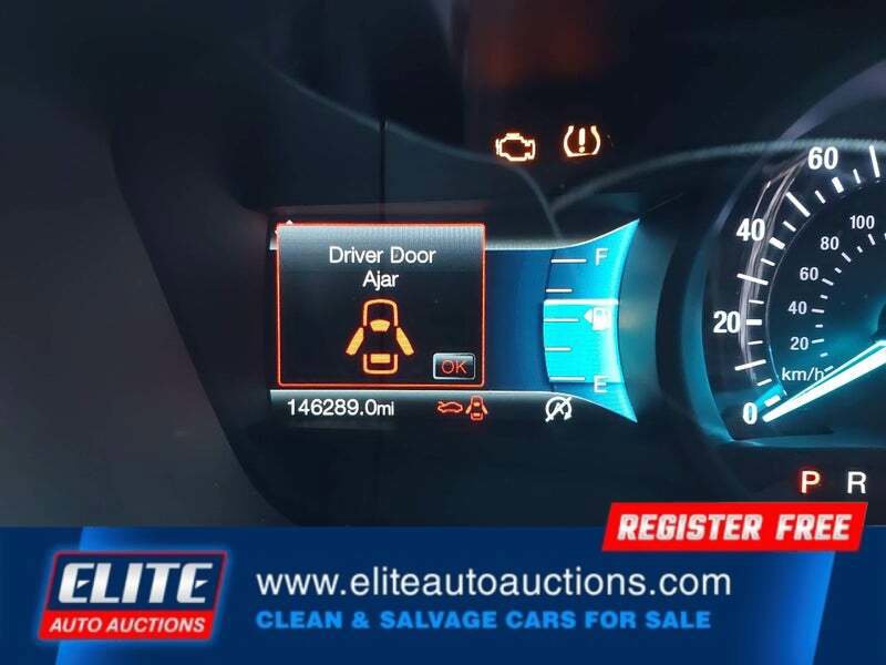 Used 2018 Ford Fusion SE w/ Fusion SE Technology Package image 32