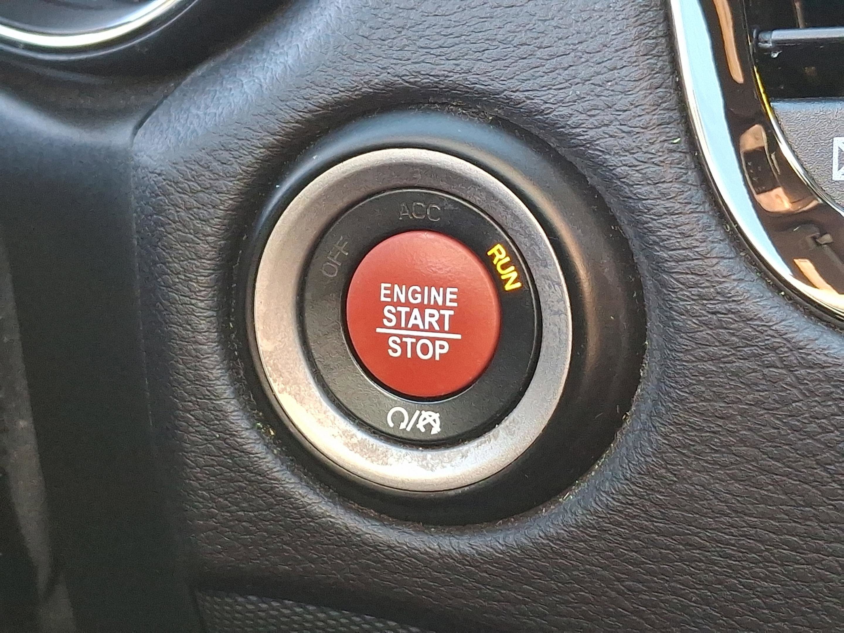 Certified 2020 Dodge Durango SRT w/ Technology Group image 25