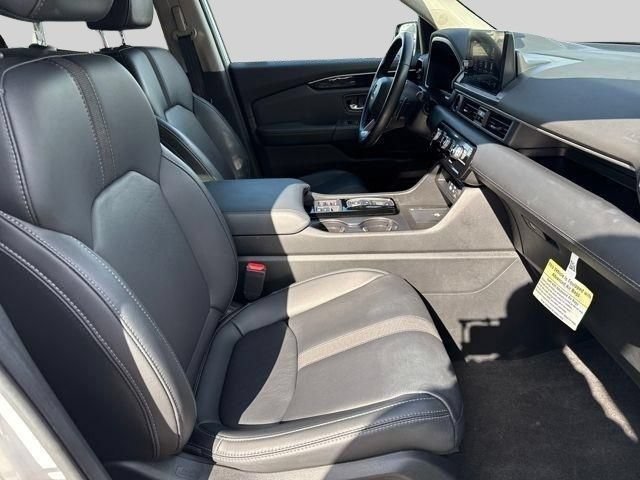 Certified 2025 Honda Pilot EX-L image 19
