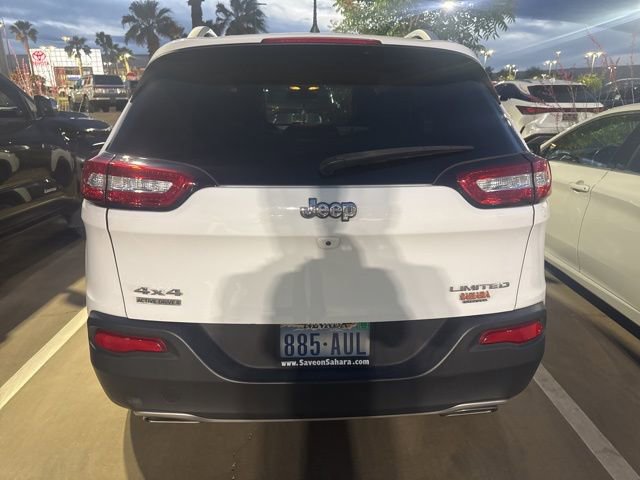 Used 2016 Jeep Cherokee Limited AWD/4WD image 2