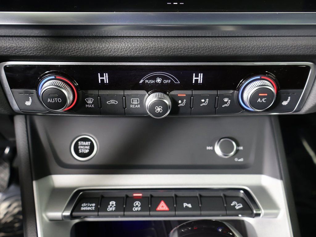 Used 2025 Audi Q3 2.0T Premium Plus w/ Premium Plus Package image 6