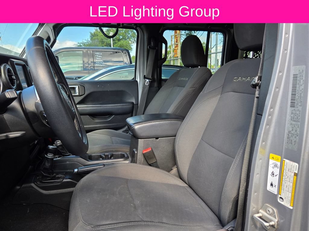 Used 2019 Jeep Wrangler Unlimited Sahara AWD/4WD image 11