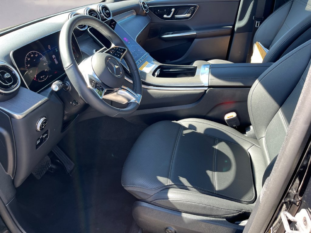 Certified 2026 Mercedes-Benz GLC 300 4MATIC image 9