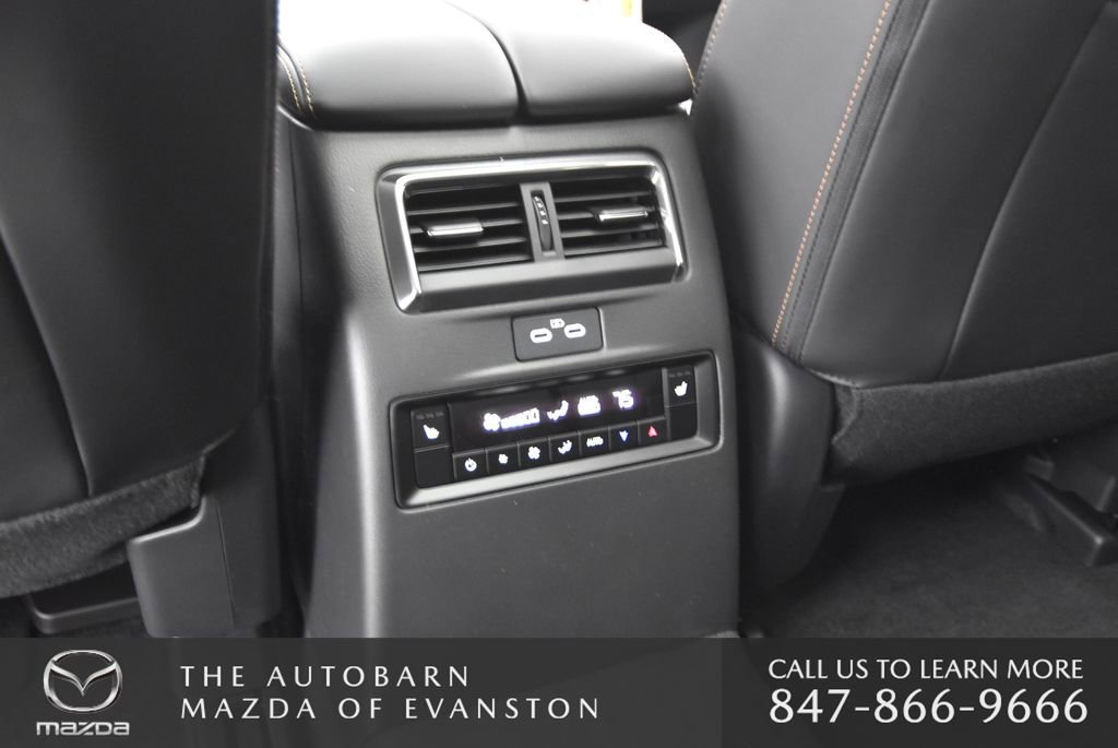 Certified 2025 MAZDA CX-70 Plug-In Hybrid w/ Premium Plus image 32