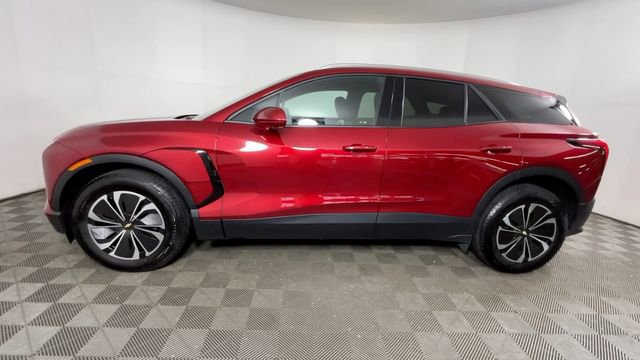 Used 2024 Chevrolet Blazer EV LT AWD/4WD image 9