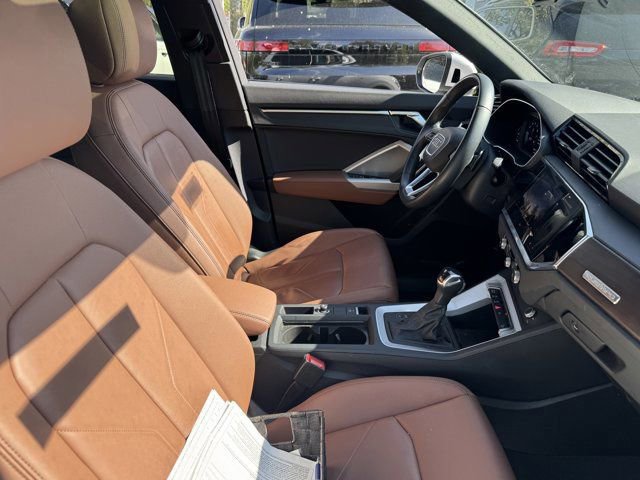 Certified 2023 Audi Q3 2.0T Premium w/ Convenience Package AWD/4WD image 28
