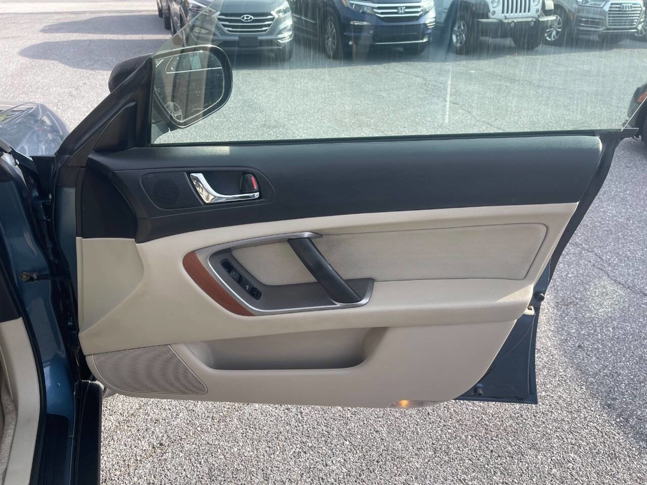 Used 2006 Subaru Outback 2.5i w/ Popular Equipment Group 2B image 29