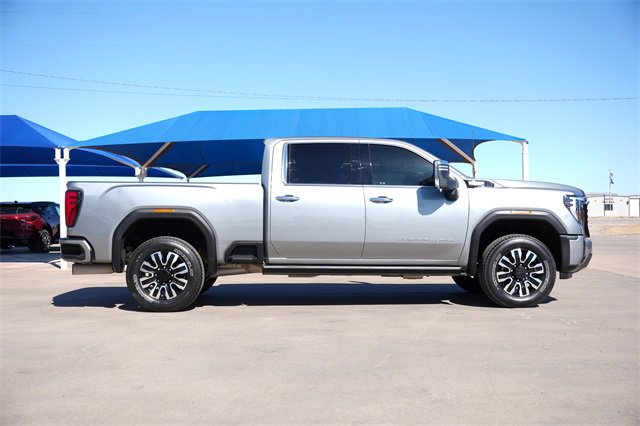 Used 2024 GMC Sierra 2500 Denali Ultimate w/ Max Trailering Package image 3