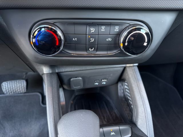 Used 2024 Chevrolet TrailBlazer LS image 18