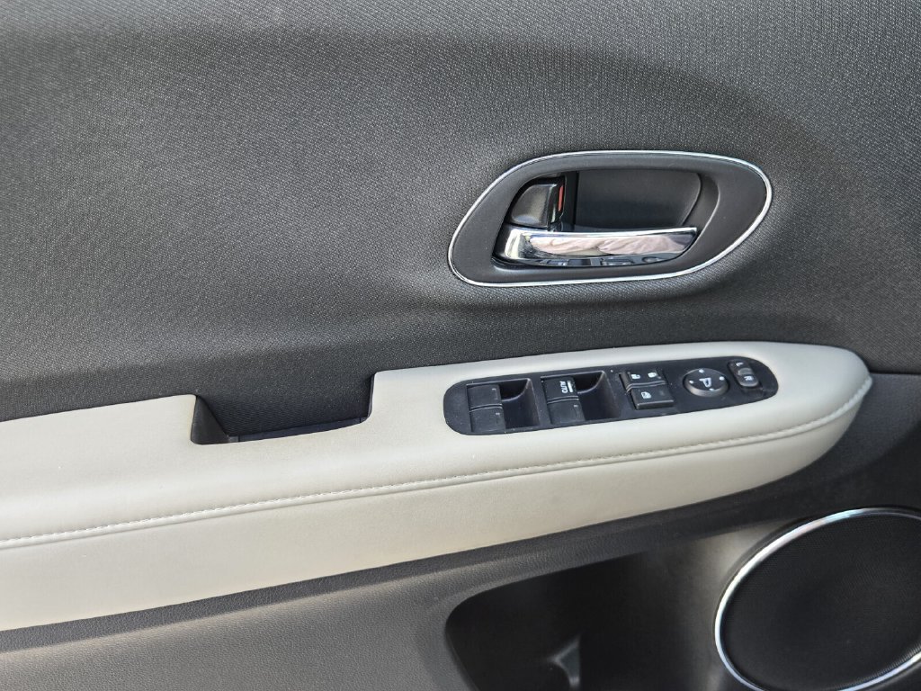 Certified 2022 Honda HR-V EX image 25