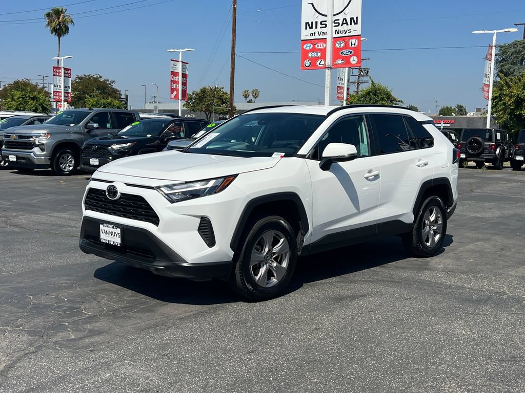 Used 2025 Toyota RAV4 XLE FWD image 2
