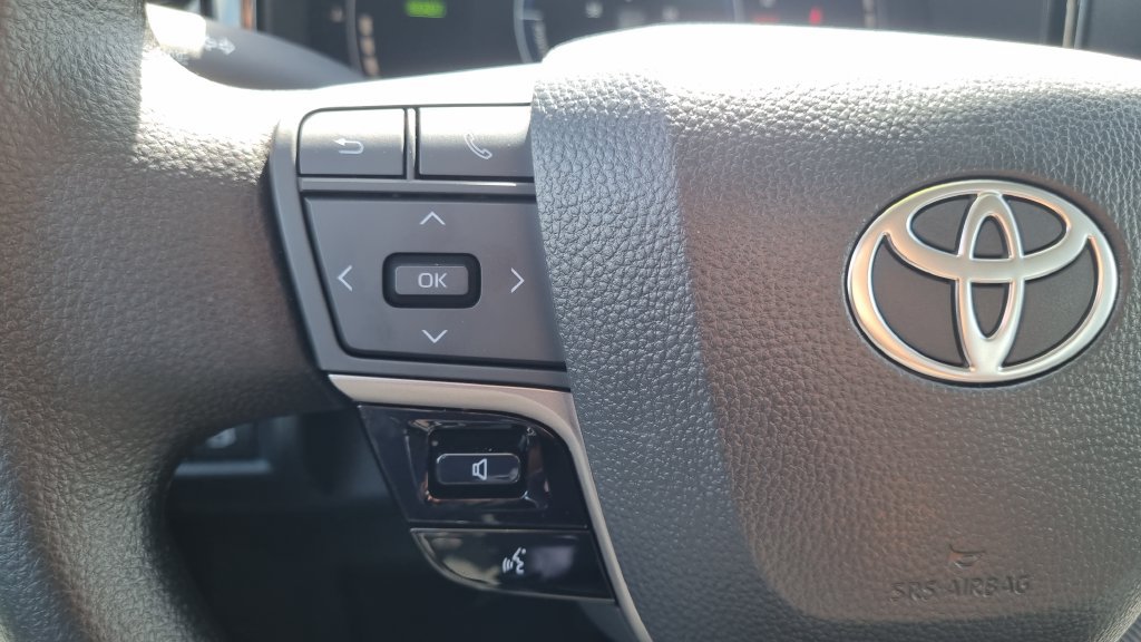 Used 2026 Toyota Camry LE FWD image 21