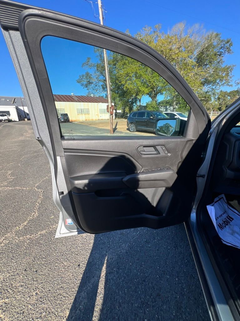 New 2025 Chevrolet Colorado W/T w/ Advanced Trailering Package image 11