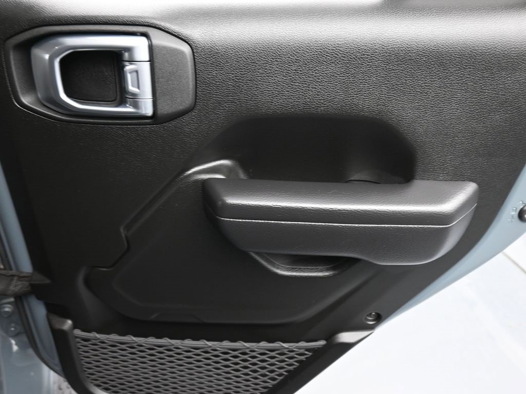 Used 2024 Jeep Wrangler Unlimited w/ Convenience Group image 16