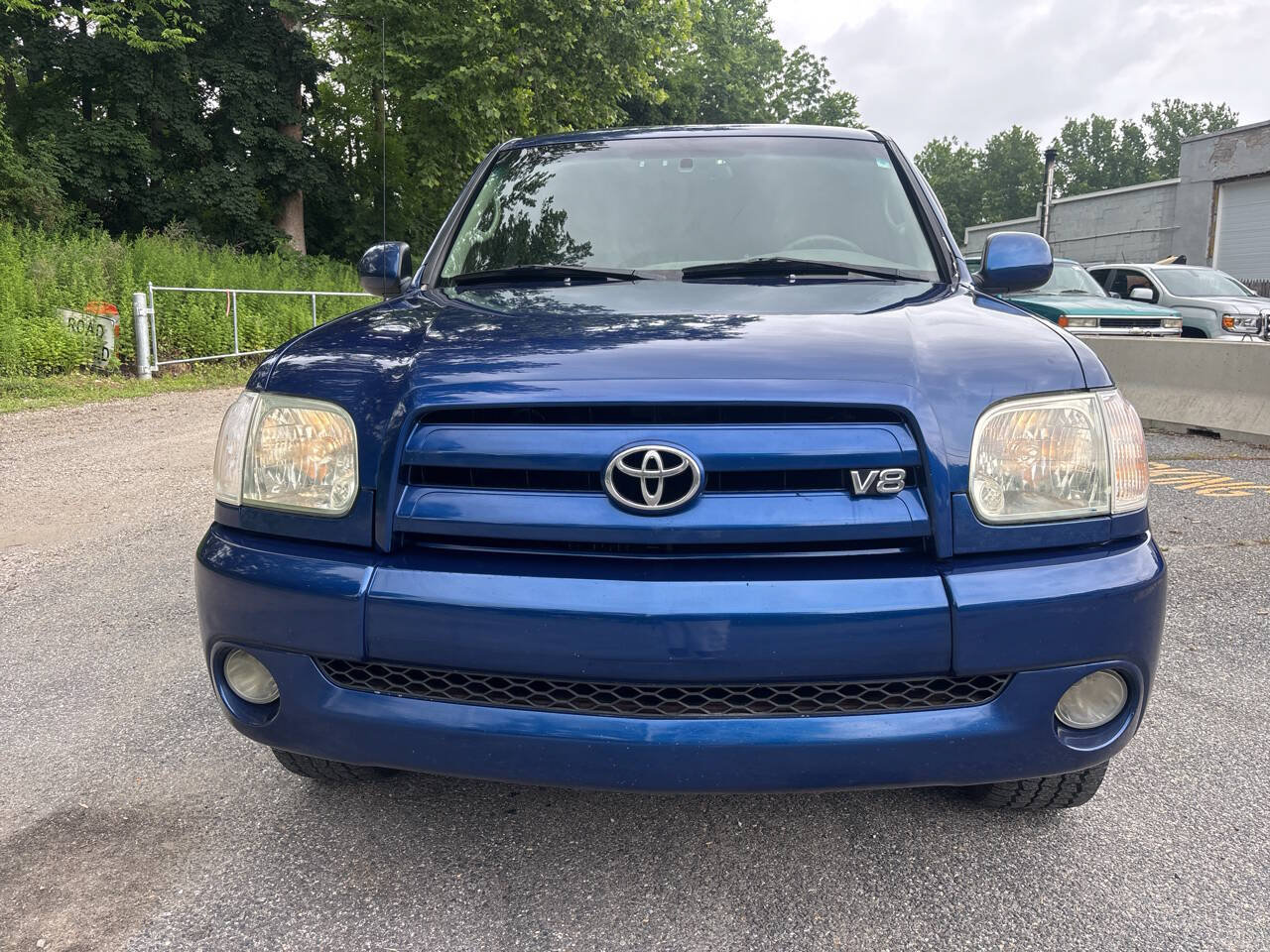Used 2005 Toyota Tundra Limited w/ All Weather Guard Pkg AWD/4WD image 6