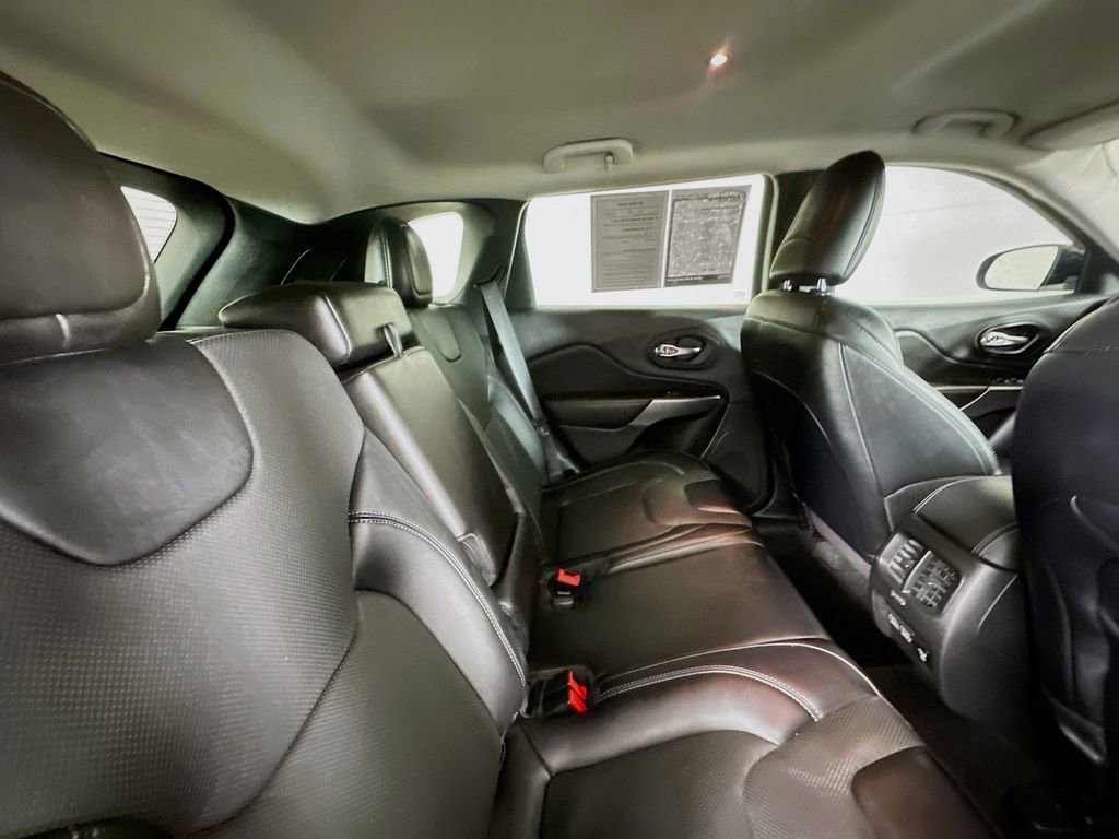 Used 2022 Jeep Cherokee Latitude Lux image 27