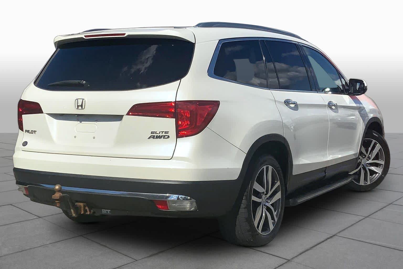 Used 2016 Honda Pilot Elite image 13