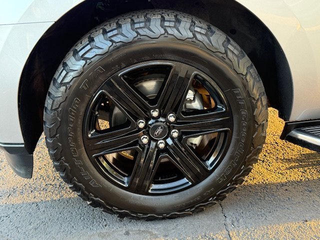 Certified 2021 Ford Expedition XLT image 6