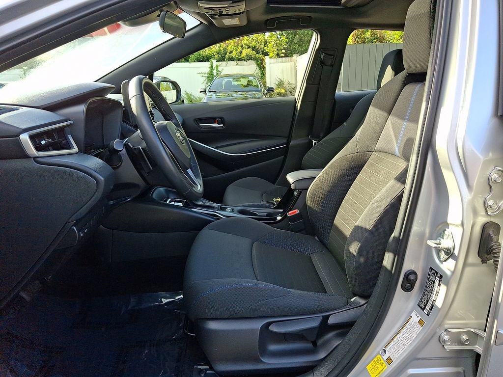 Certified 2022 Toyota Corolla SE w/ SE Premium Package FWD image 14