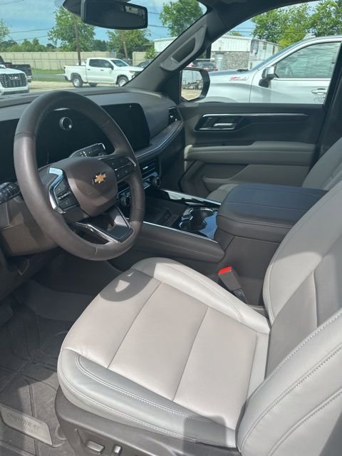 Used 2026 Chevrolet Tahoe LT w/ Comfort Package RWD image 5