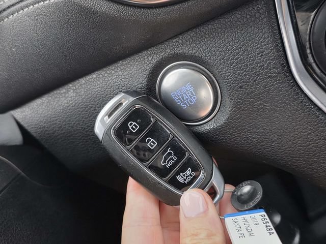 Used 2019 Hyundai Santa Fe FWD image 19
