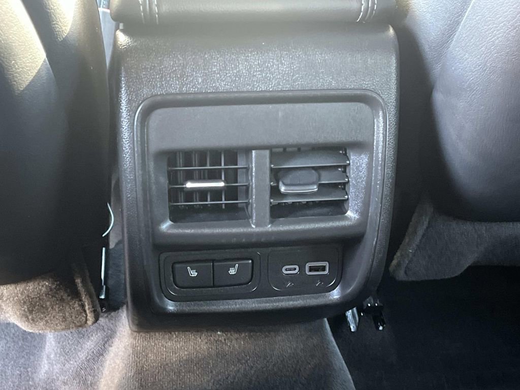 Certified 2025 Cadillac XT4 Premium Luxury w/ Technology Package image 18