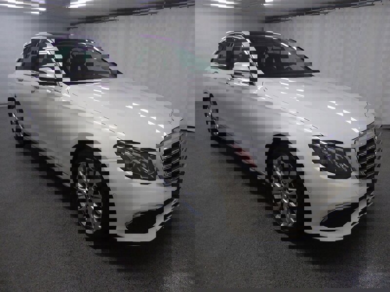 Used 2019 Mercedes-Benz E 300 4MATIC image 1