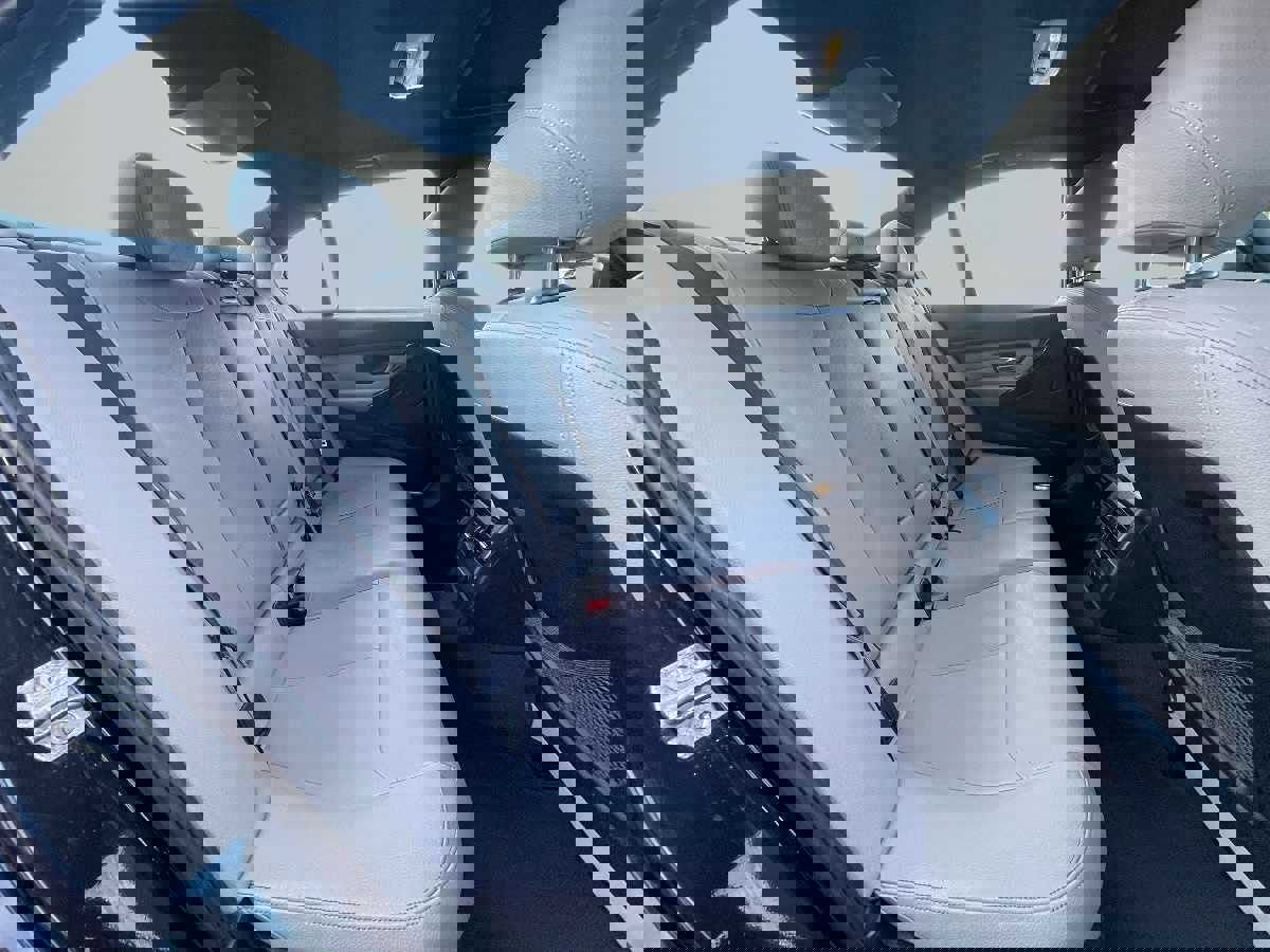 Used 2013 BMW 335i Sedan image 14