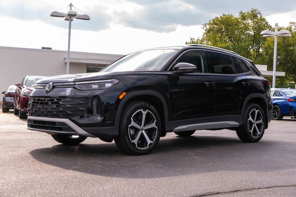 Used 2026 Volkswagen Tiguan SE