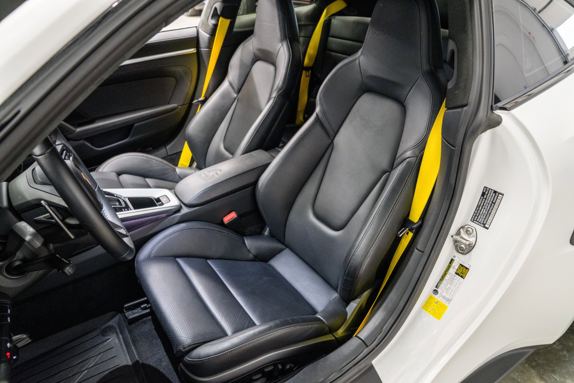 Used 2022 Porsche 911 Turbo S image 20