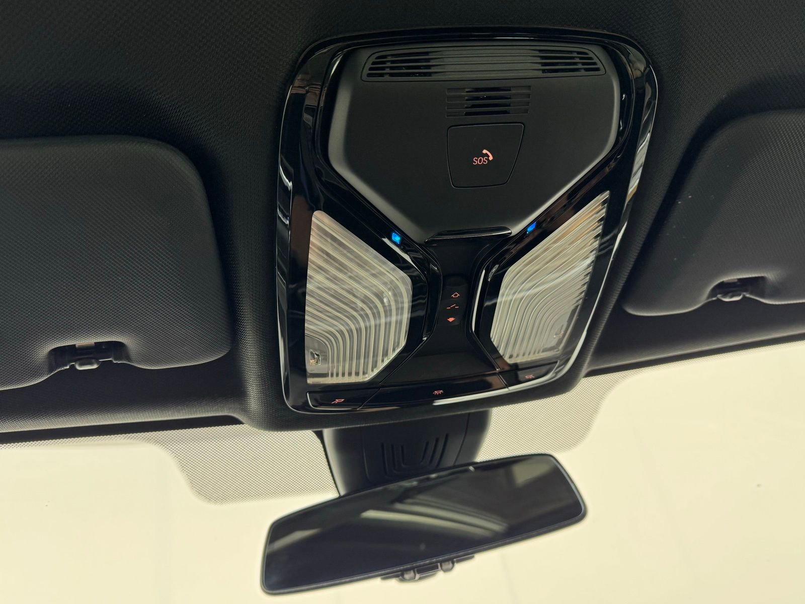 Used 2021 BMW X5 xDrive45e w/ Premium Package image 34