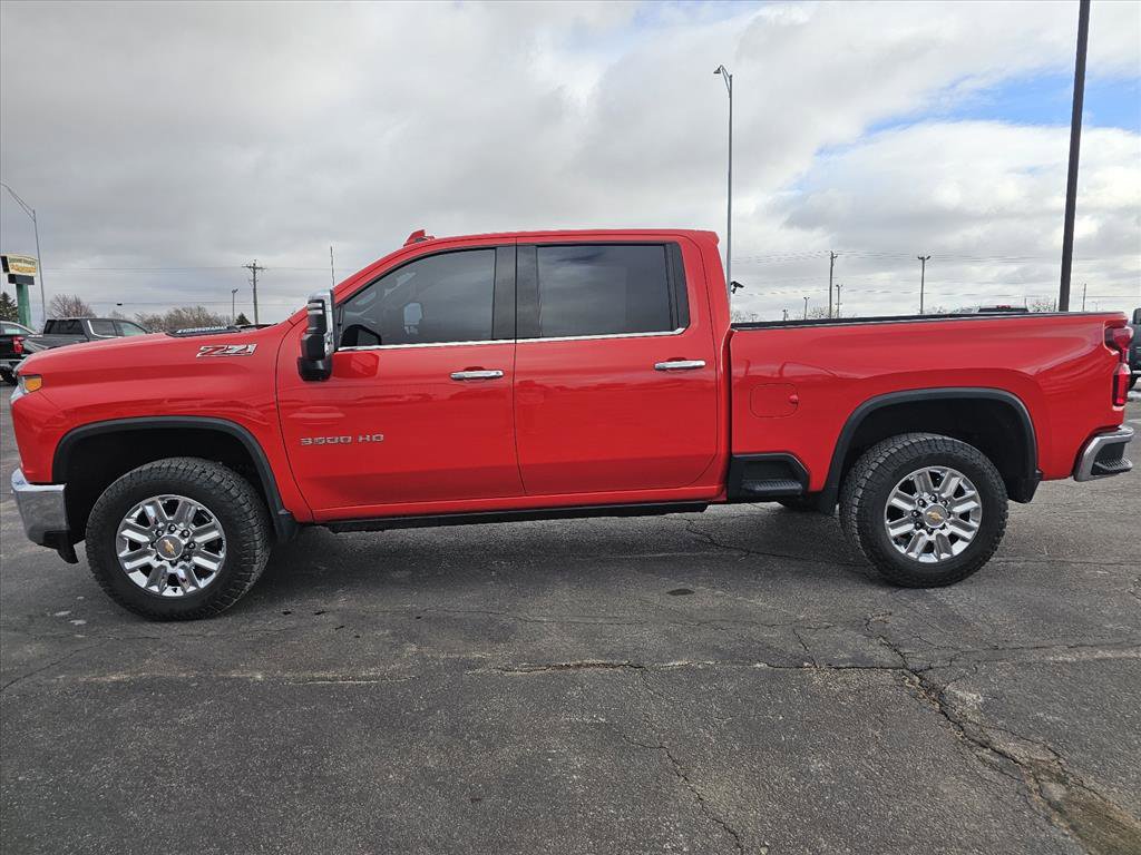 Used 2023 Chevrolet Silverado 3500 LTZ w/ LTZ Premium Package image 6