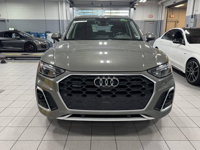 Certified 2024 Audi Q5 2.0T Premium Plus AWD/4WD image 2