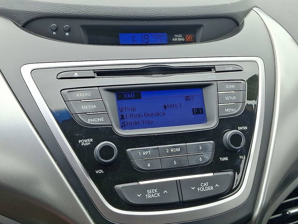 Used 2013 Hyundai Elantra GLS w/ Preferred Pkg FWD image 16