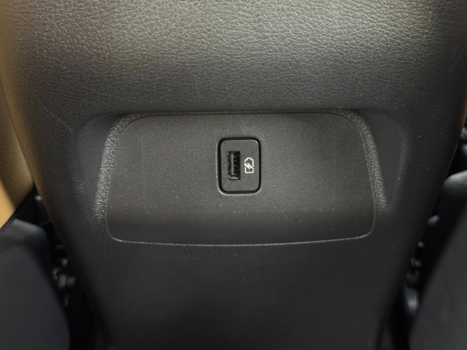 Used 2022 Nissan Sentra SV w/ SV Premium Package image 30