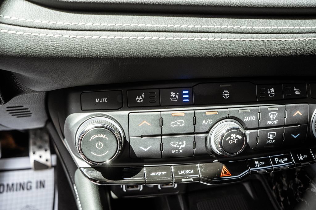 Used 2024 Dodge Durango SRT AWD/4WD image 10