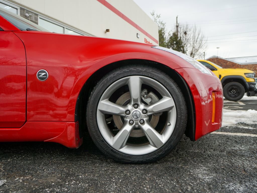 Used 2007 Nissan 350Z Touring image 9