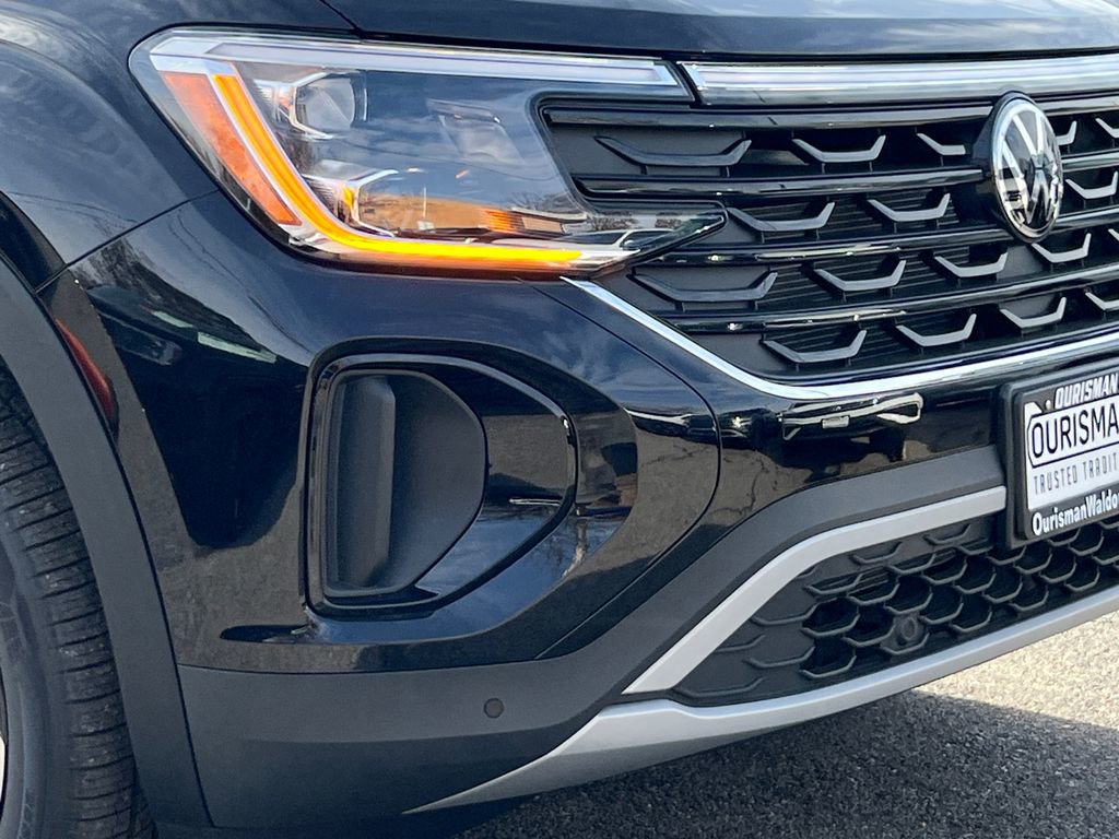 New 2026 Volkswagen Atlas Cross Sport SE AWD/4WD image 2
