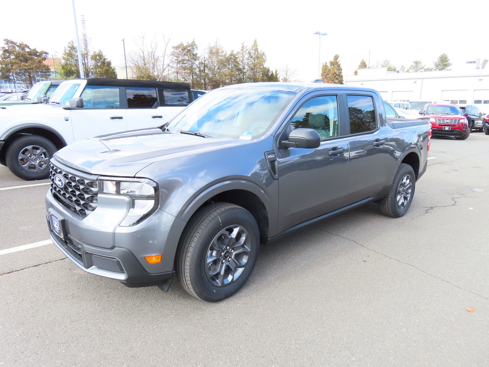 New 2026 Ford Maverick XLT image 3