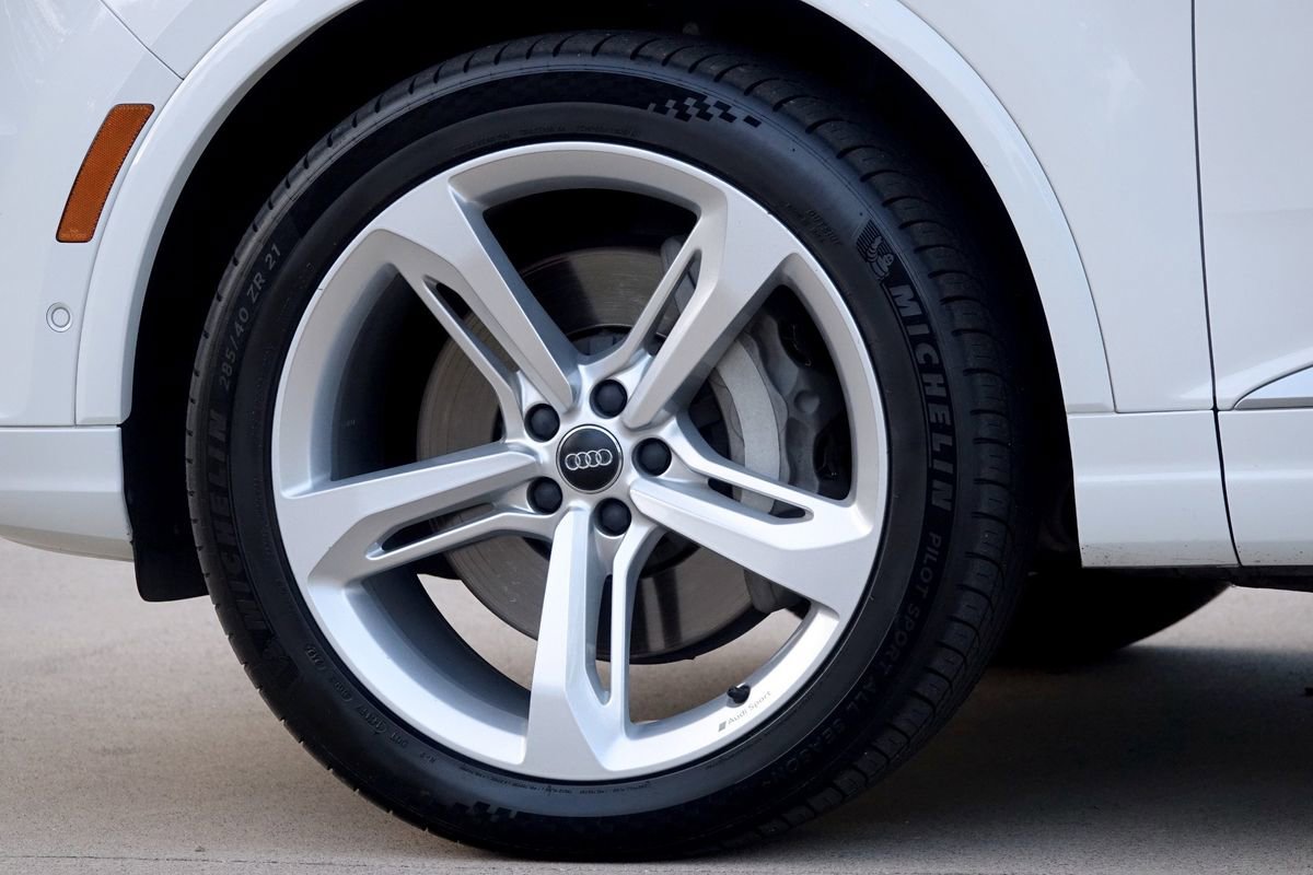 Used 2019 Audi Q7 3.0T Prestige w/ Prestige Package image 25