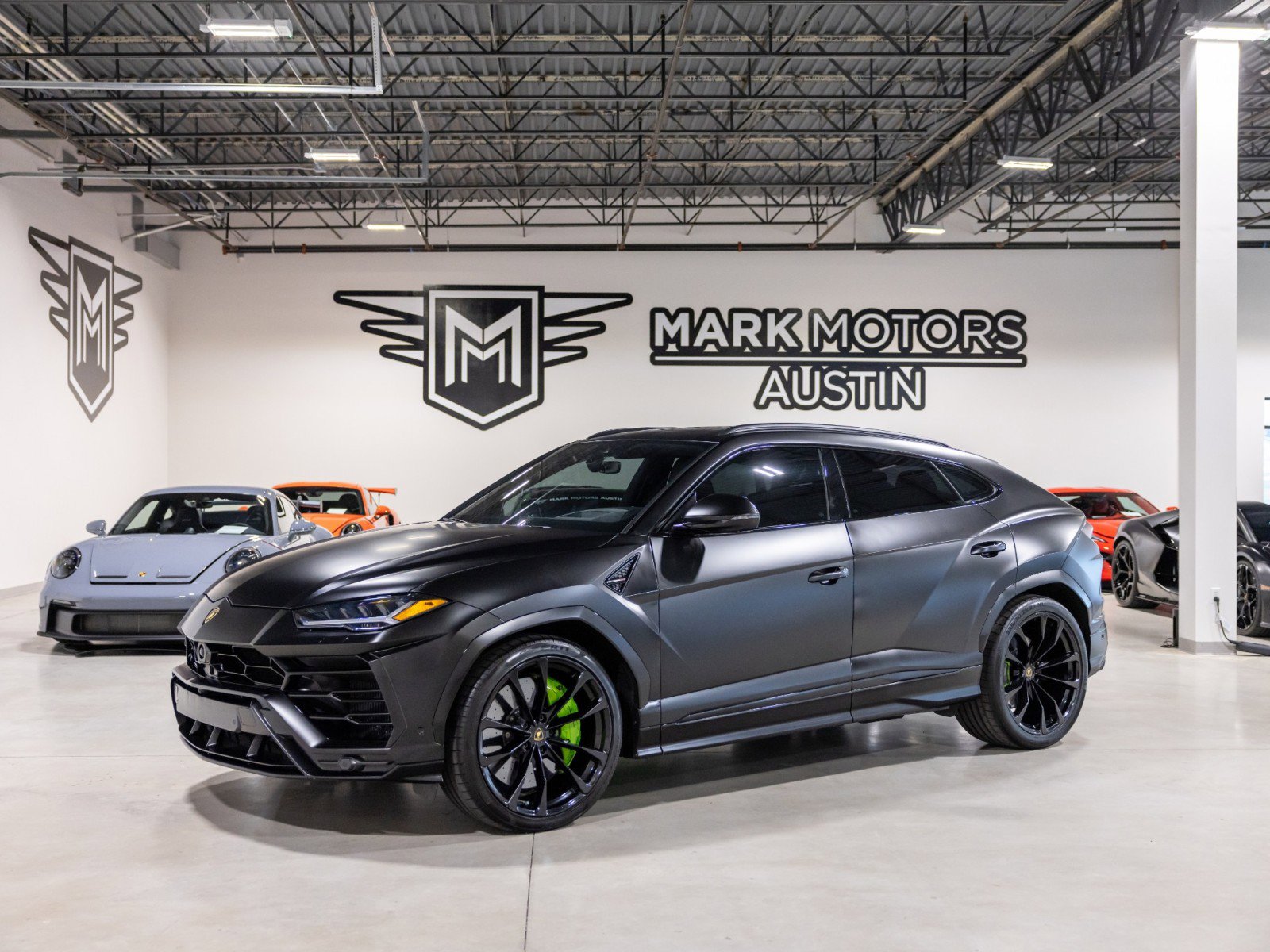 Used 2022 Lamborghini Urus image 1