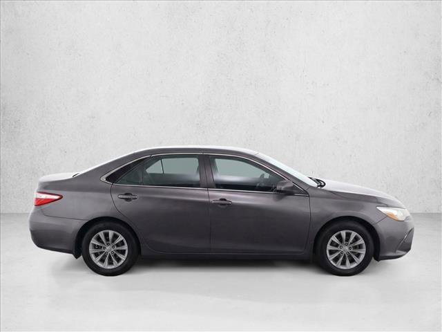 Used 2017 Toyota Camry LE image 8