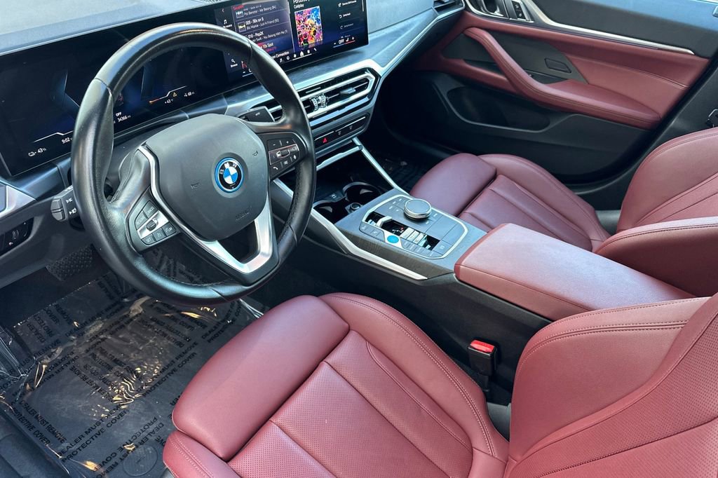 Used 2024 BMW i4 eDrive35 image 9